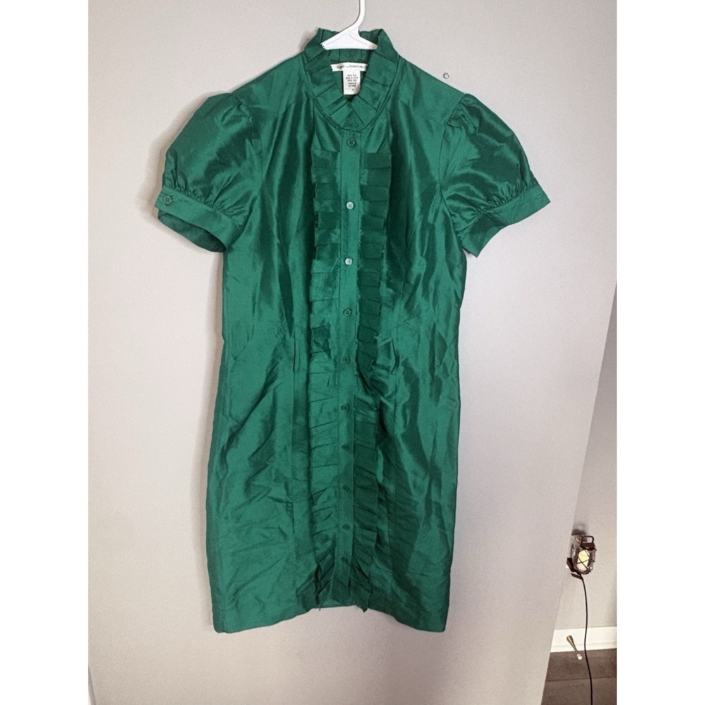 Diane Von Furstenberg Vintage Size 2 Silk Green  Dress, No Belt Read Description